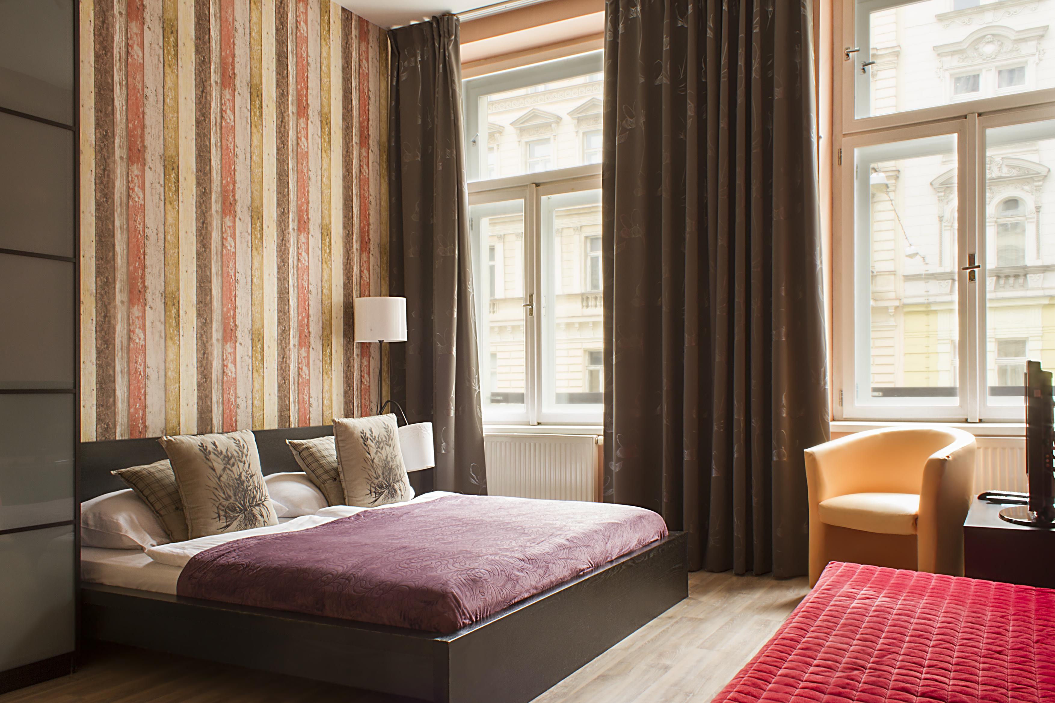 Hotel Royal Court Legerova 3*